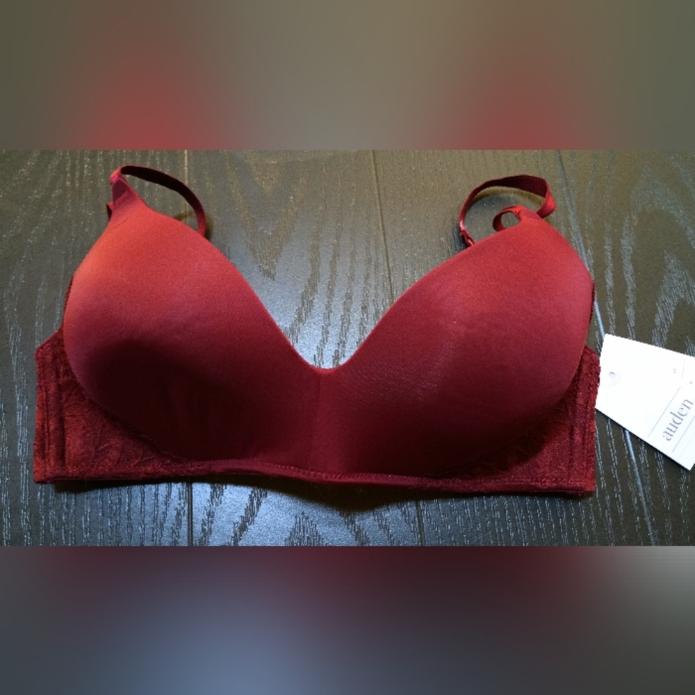 NWT Auden 32C bra
